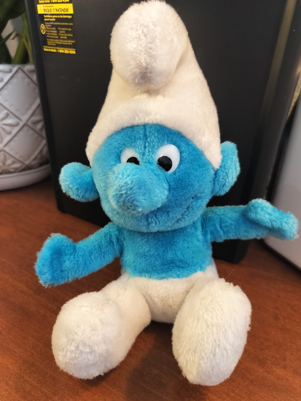 Vintage 1979 Smurf Plush – Wallace Berrie – Made in Korea – Rare Collectible